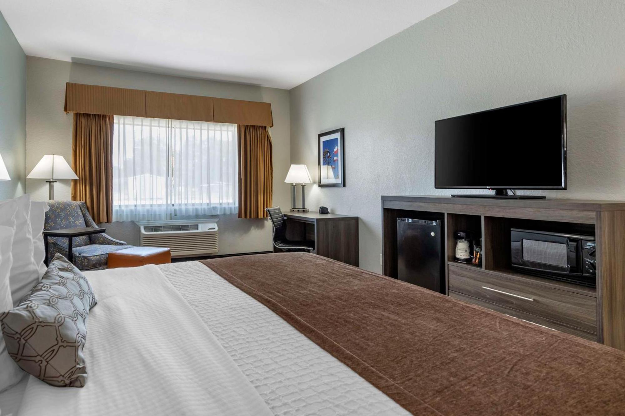 Best Western PLUS Victoria Inn&Suites Exterior foto